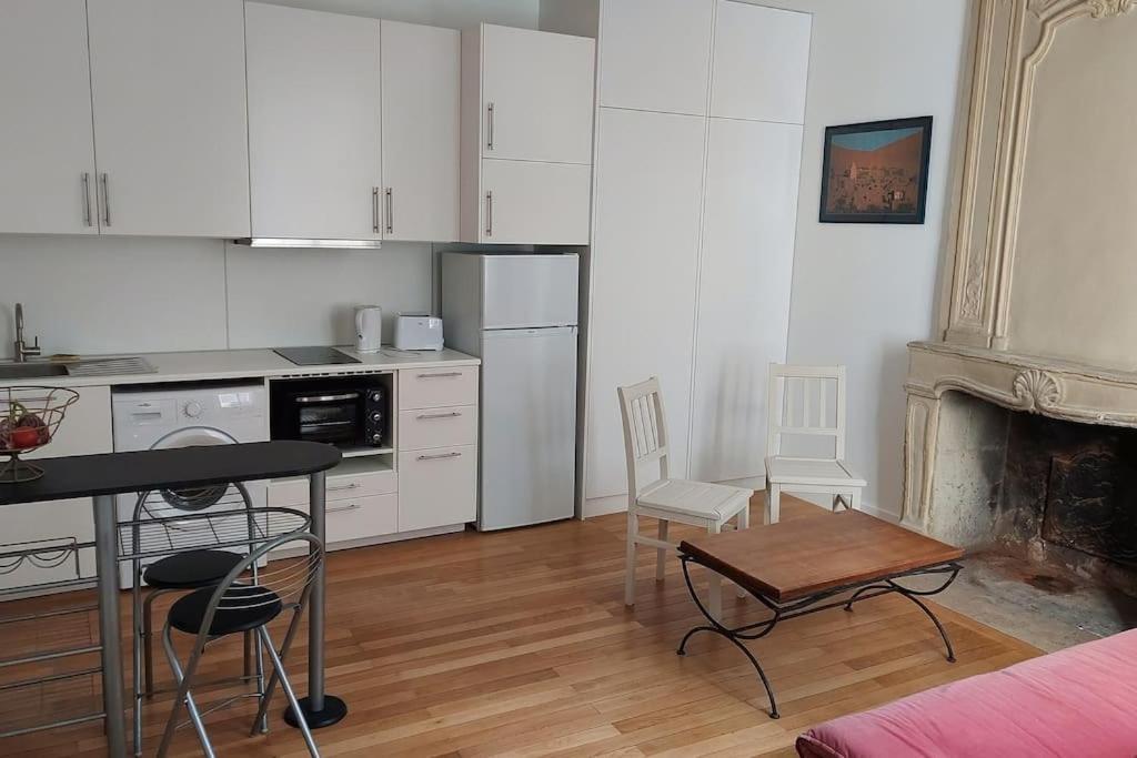 Appartement 2 Pieces Proche Cathedrale Нант Экстерьер фото
